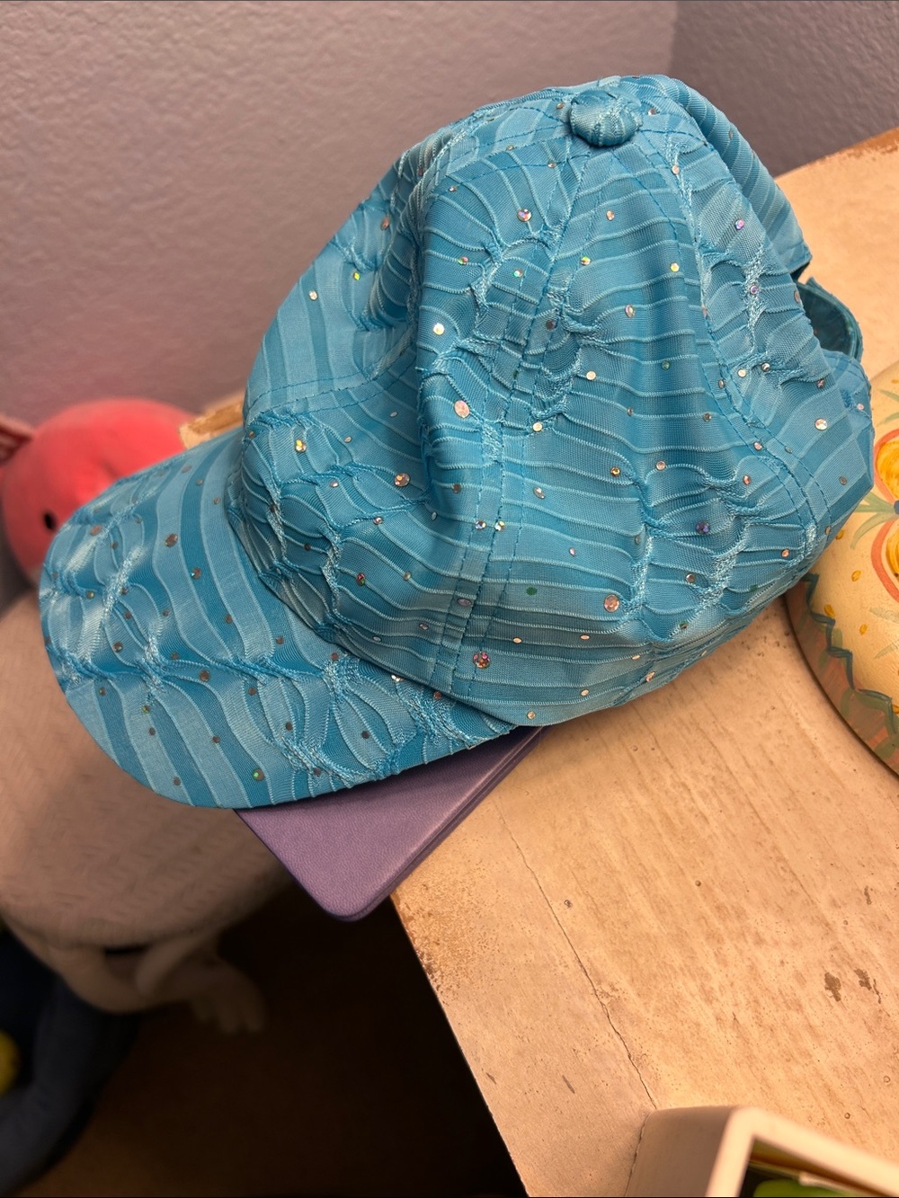 Sparkling cap